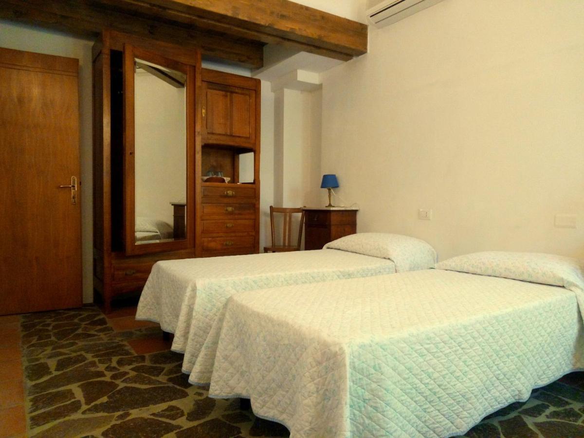 Lierus B&B Gonnosfanàdiga Exteriér fotografie