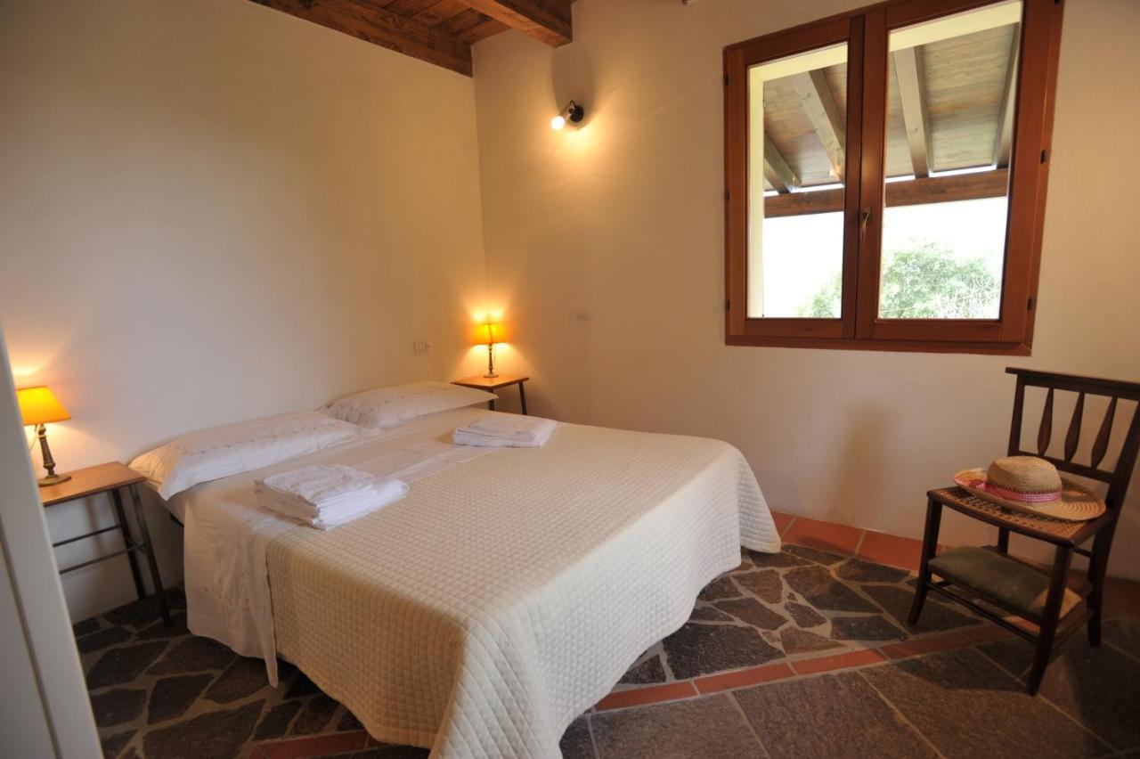 Lierus B&B Gonnosfanàdiga Exteriér fotografie